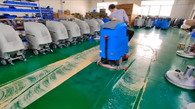 永川2023年还在用人工的物业保洁不妨试试洗地机吧